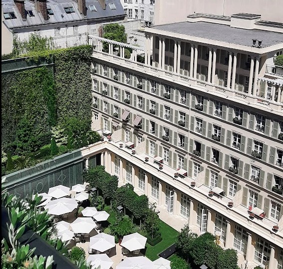 Mariage haut-de-gamme au Bristol palace Paris